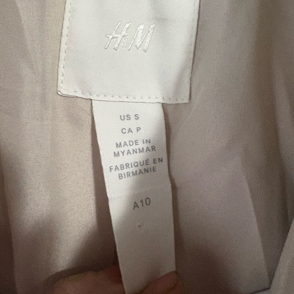 H&M size small Women's Cream felted Jacket, button up, oversized, soft - Picture 3 of 7